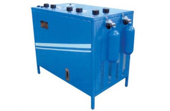 點擊查看詳細信息<br>標題：AE102A氧氣充填泵 閱讀次數：2367